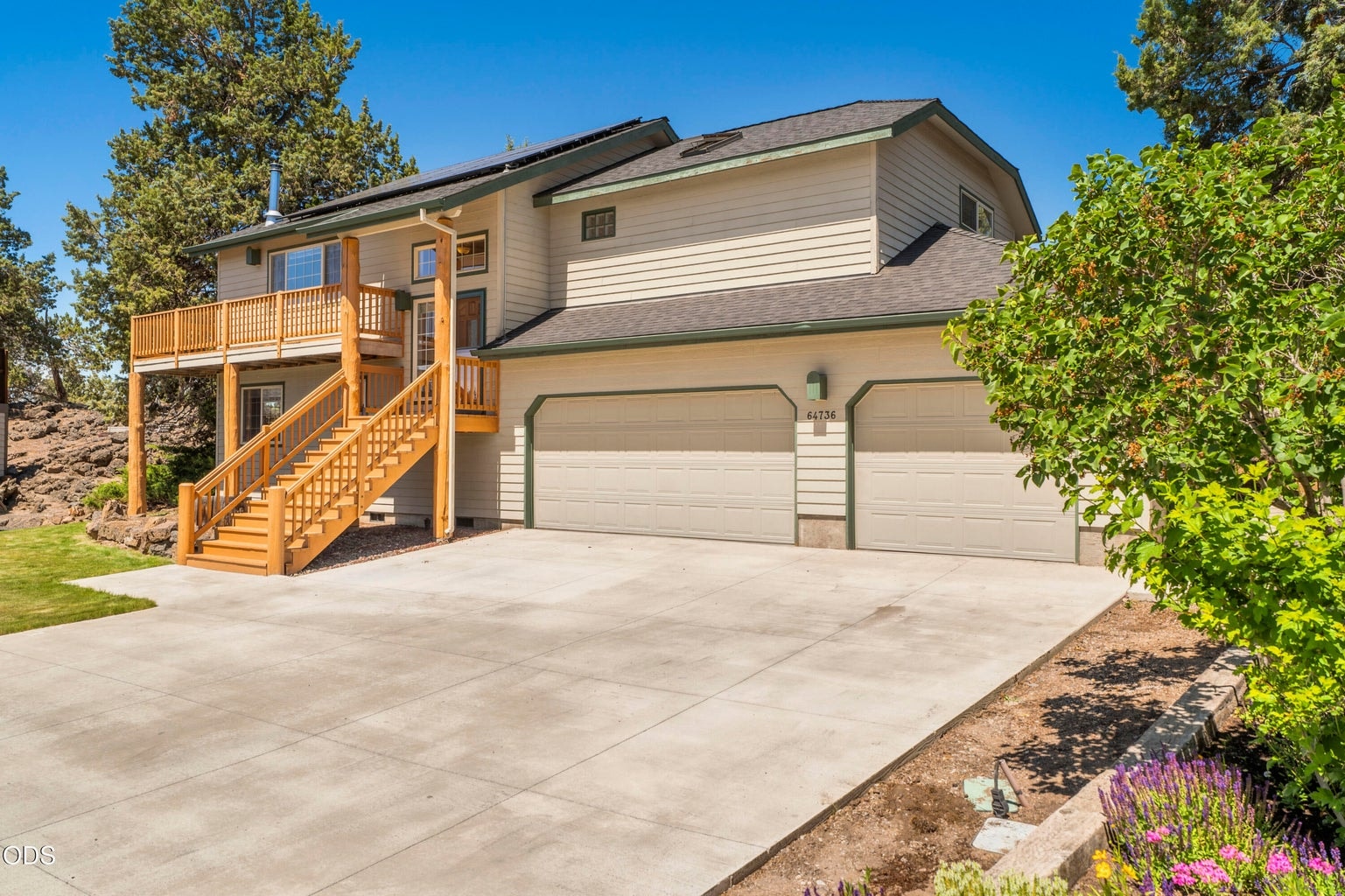 Photo of 64736 Alcor Place 5 of 65