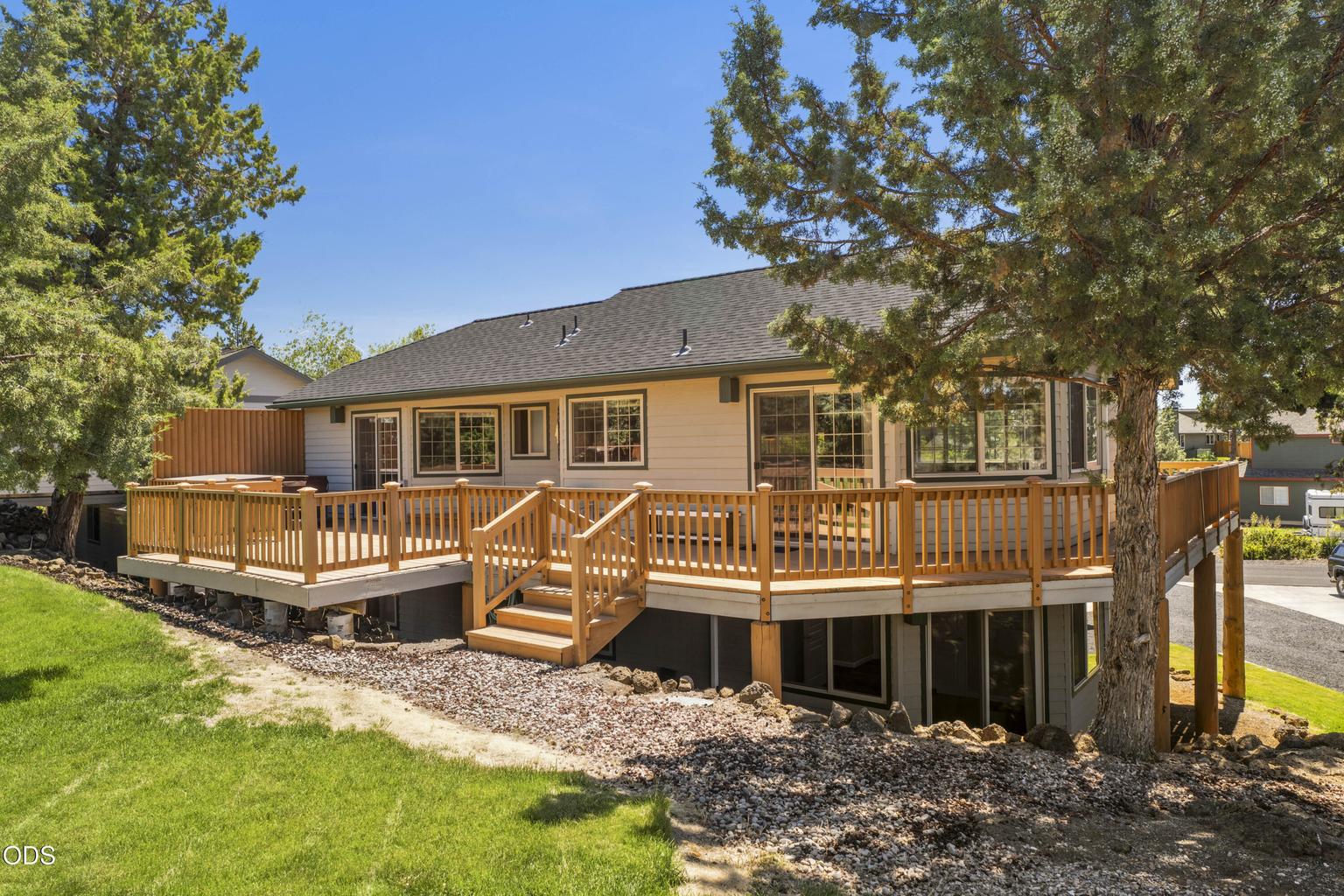 Photo of 64736 Alcor Place 44 of 65
