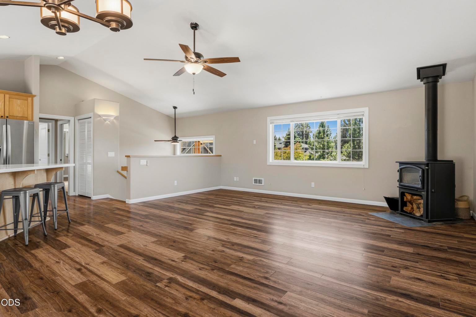Photo of 64736 Alcor Place 10 of 65