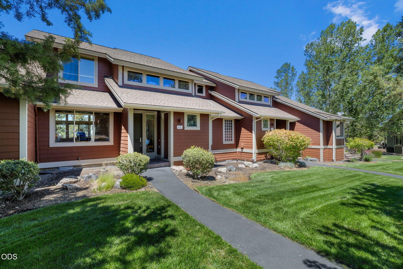 Photo of 675 Sagebush Circle 2 of 25