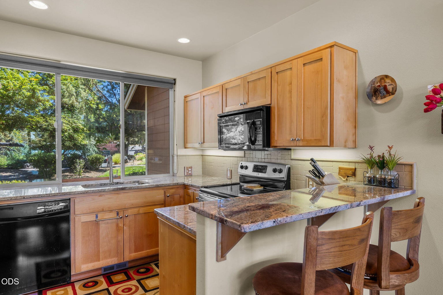 Photo of 675 Sagebush Circle 3 of 25