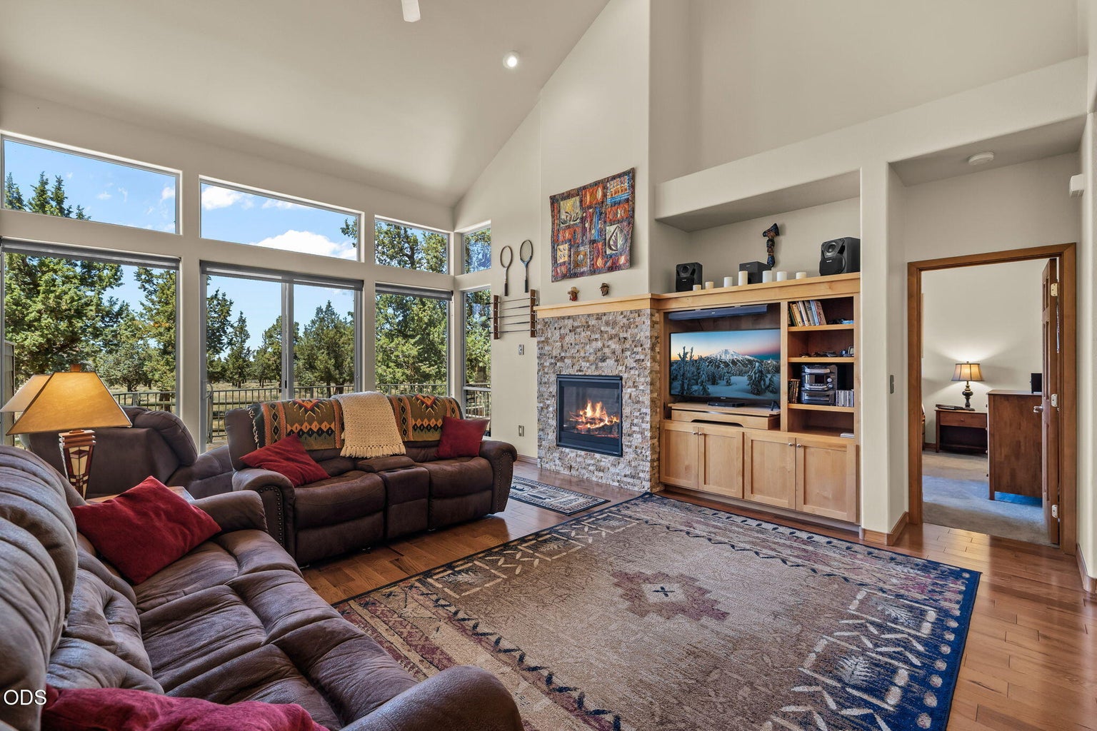 Photo of 675 Sagebush Circle 11 of 25
