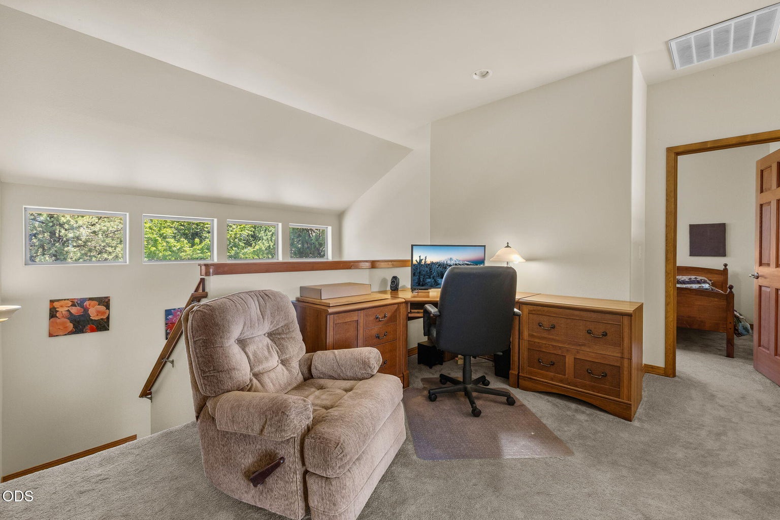 Photo of 675 Sagebush Circle 15 of 25