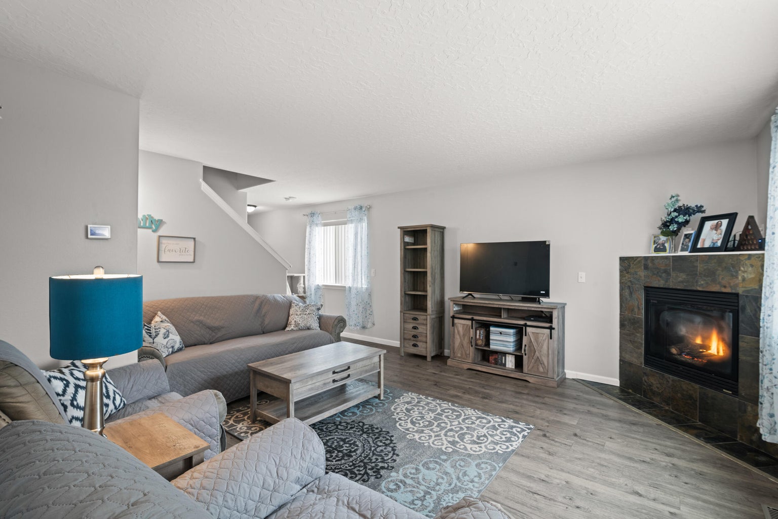 Photo of 16410 Cassidy Court 3 of 27