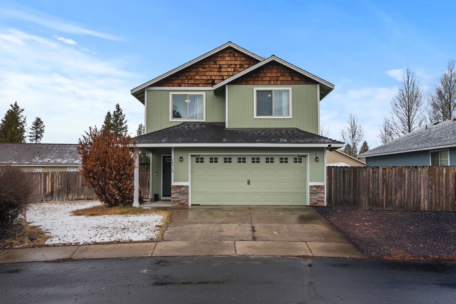 Photo of 16410 Cassidy Court 2 of 27