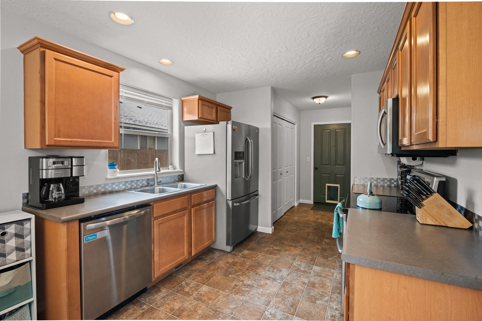 Photo of 16410 Cassidy Court 8 of 27