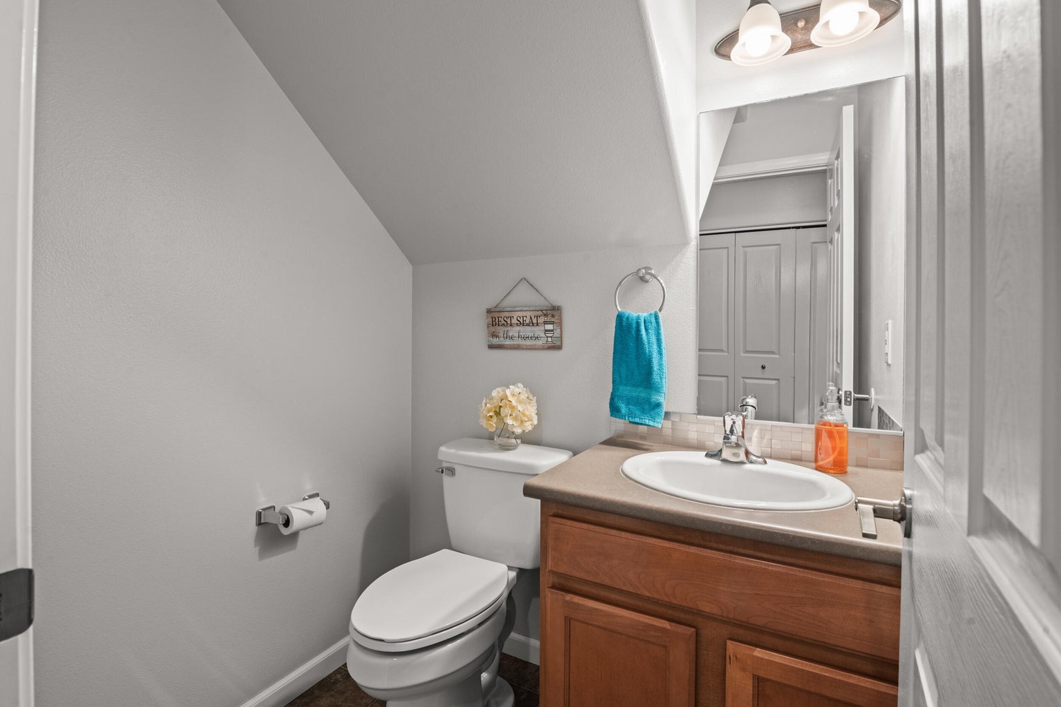 Photo of 16410 Cassidy Court 10 of 27