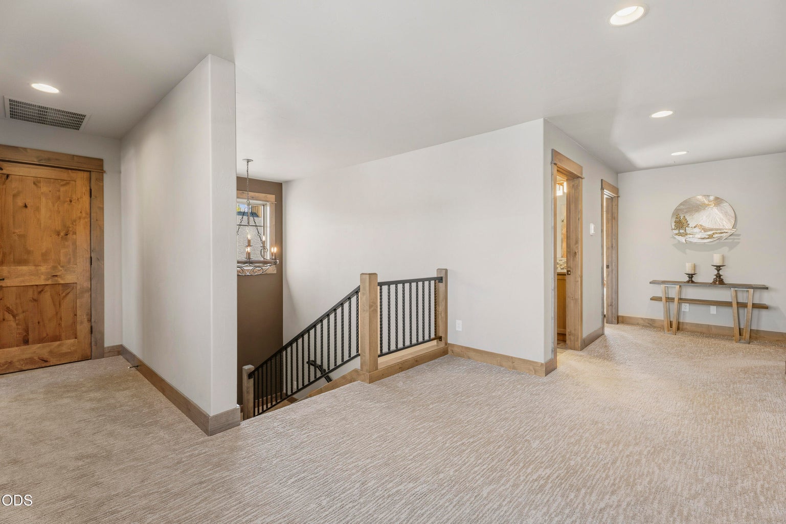 Photo of 751 S Redwood Street 37 of 70