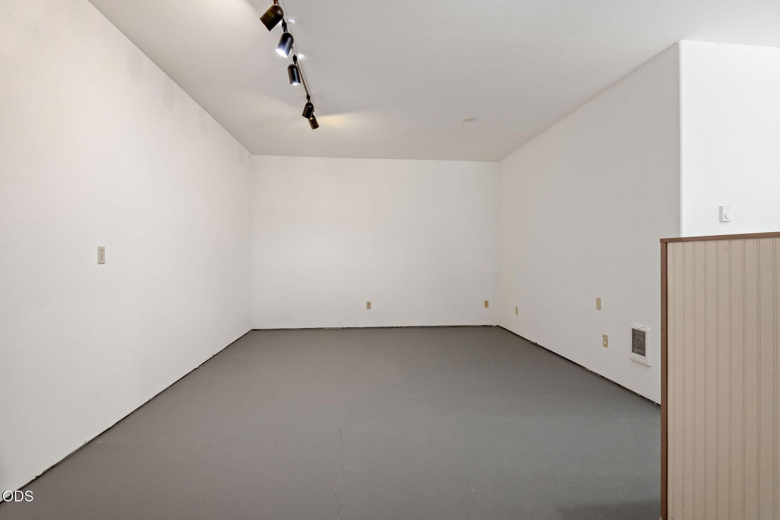 Photo of 11912 SW Riggs Road 31 of 38