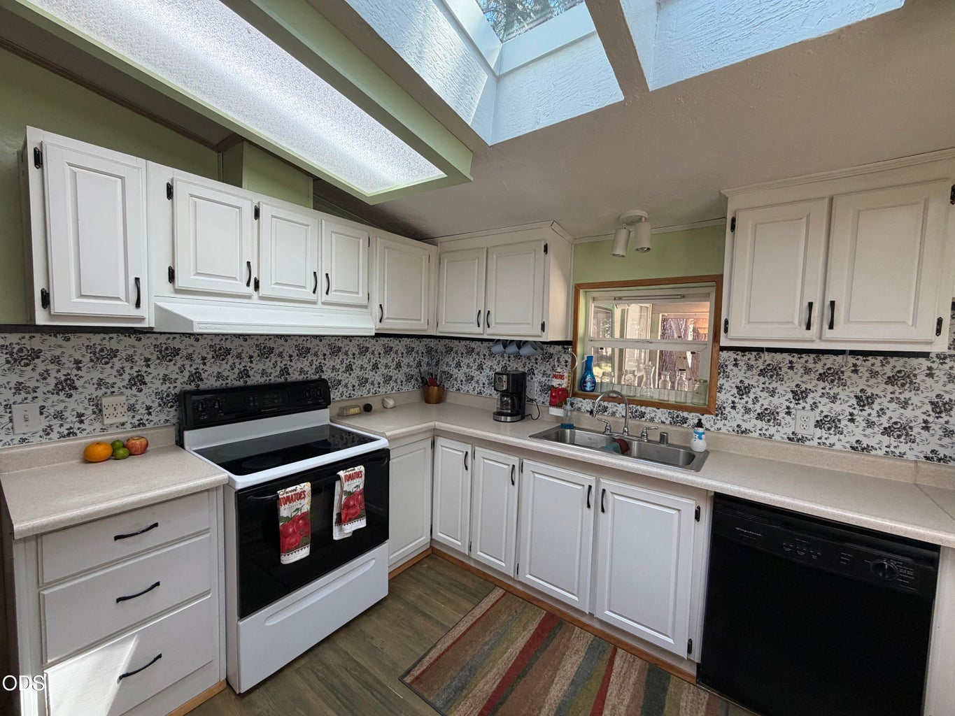 Photo of 16160 Mountain Sheep Lane 10 of 41