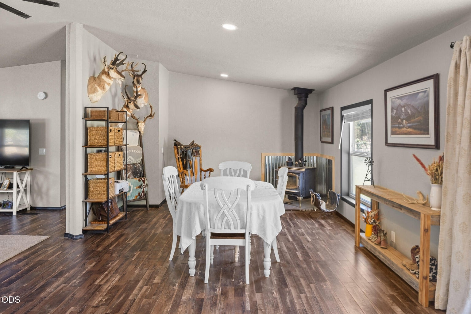 Photo of 4970 NW 62nd Street 6 of 33