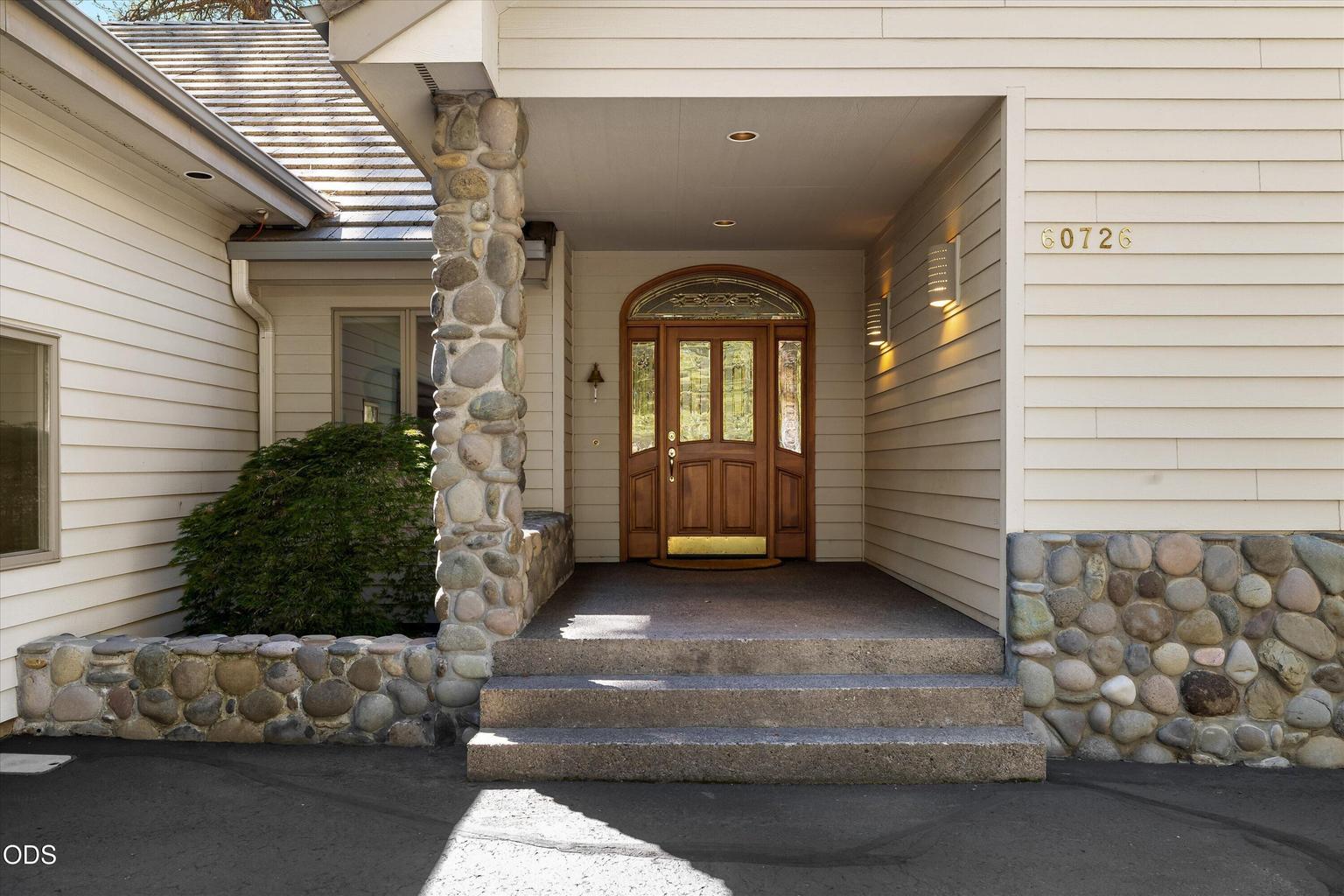 Photo of 60726 Golf Village Loop 2 of 62