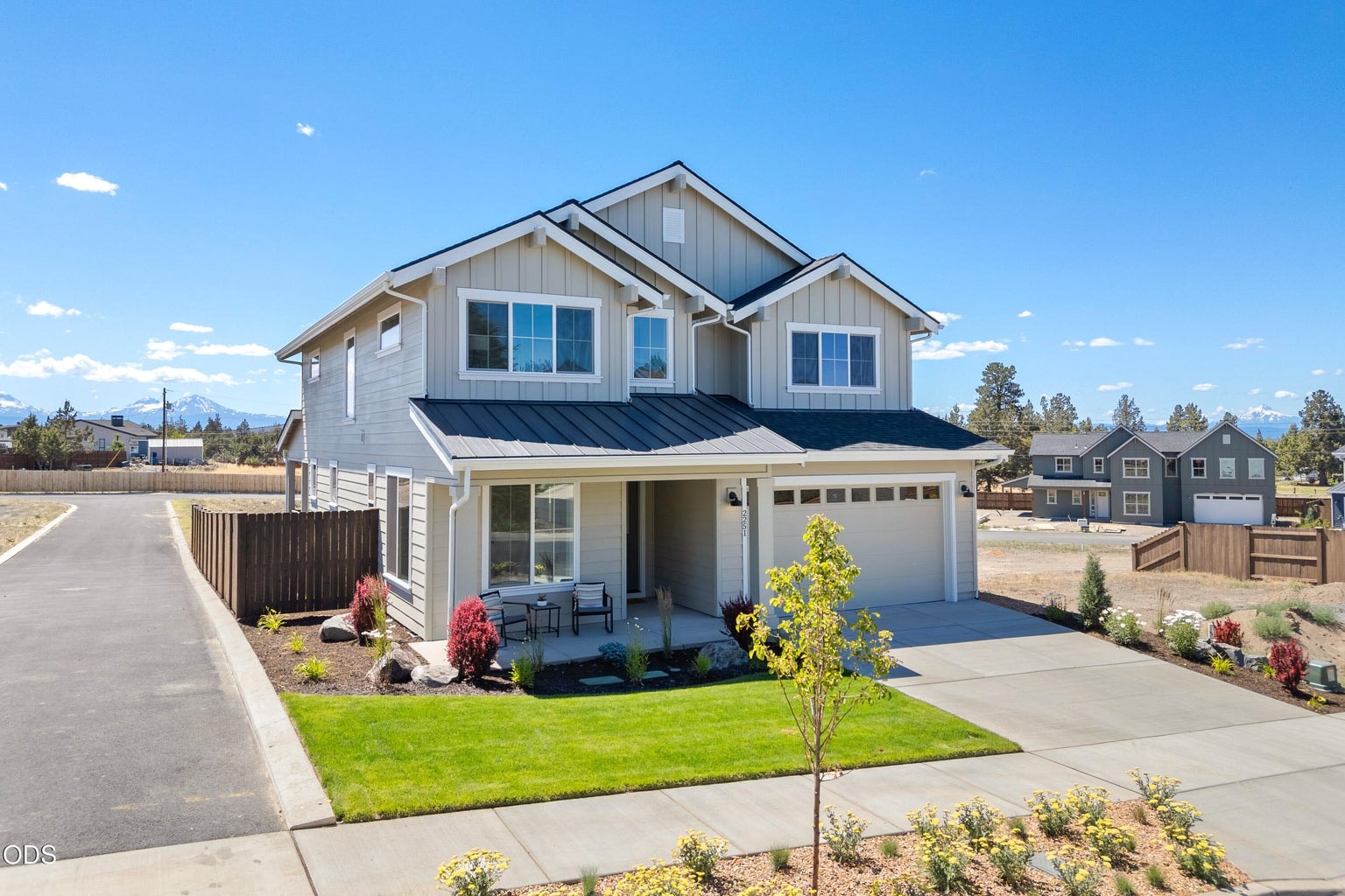 Photo of 2251 SW 43rd Street 2 of 51