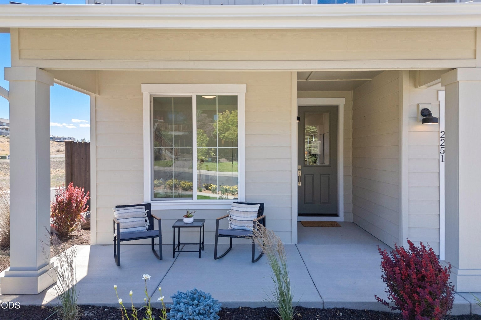 Photo of 2251 SW 43rd Street 4 of 51