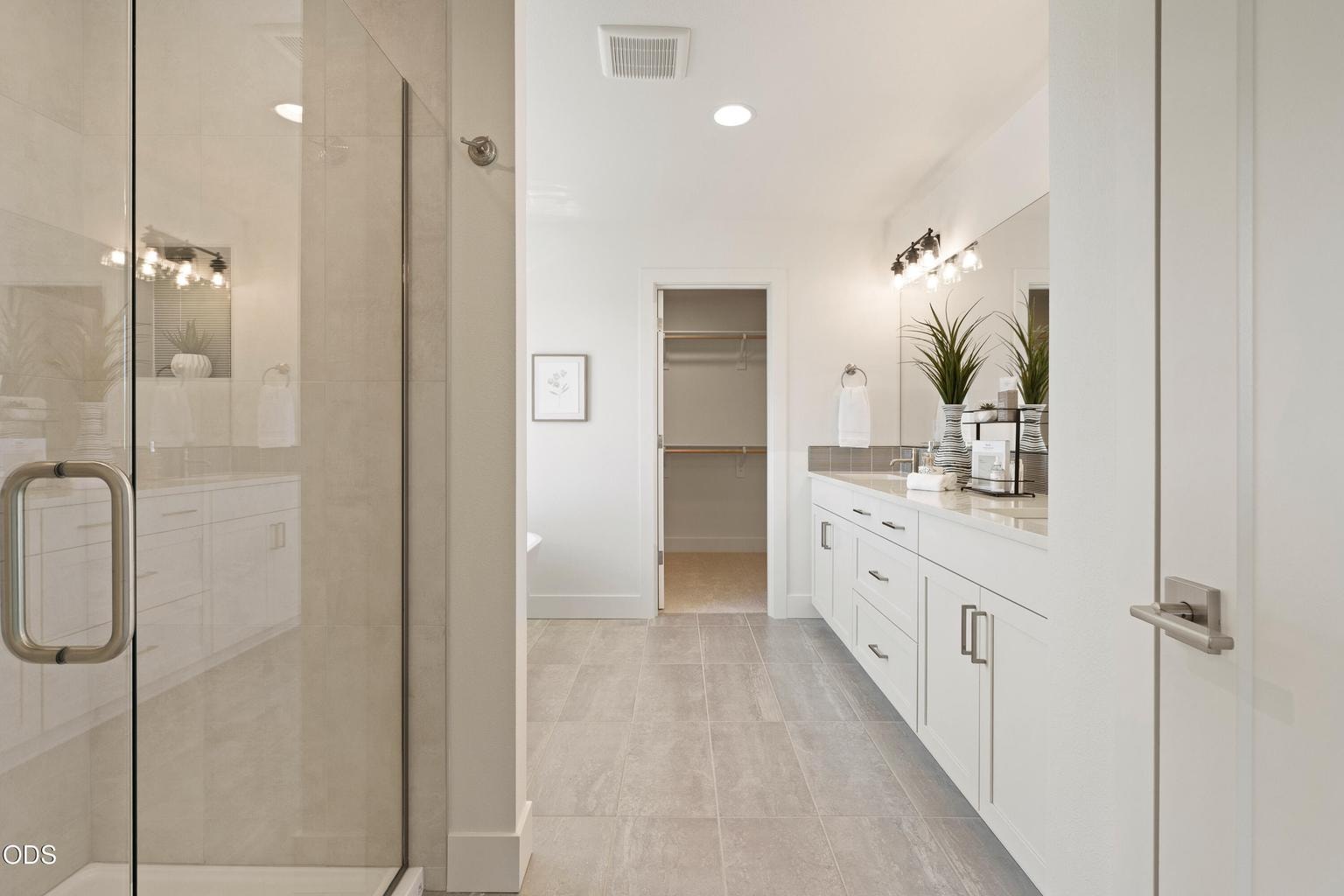 Photo of 2251 SW 43rd Street 31 of 51