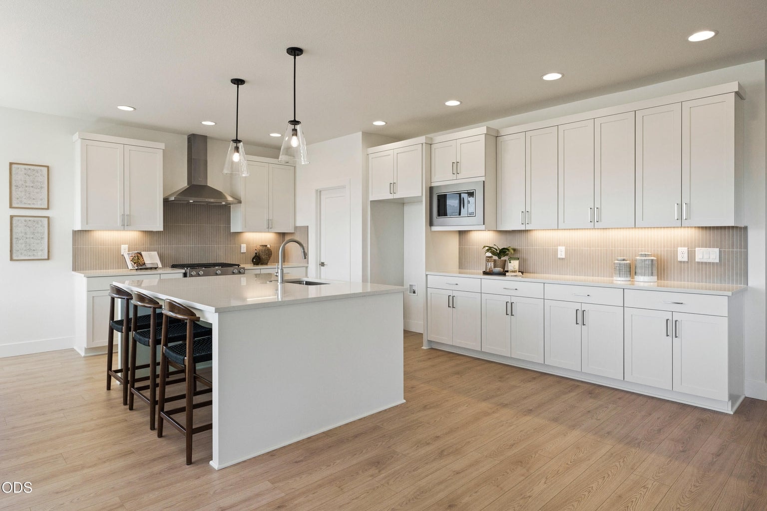 Photo of 2251 SW 43rd Street 18 of 51