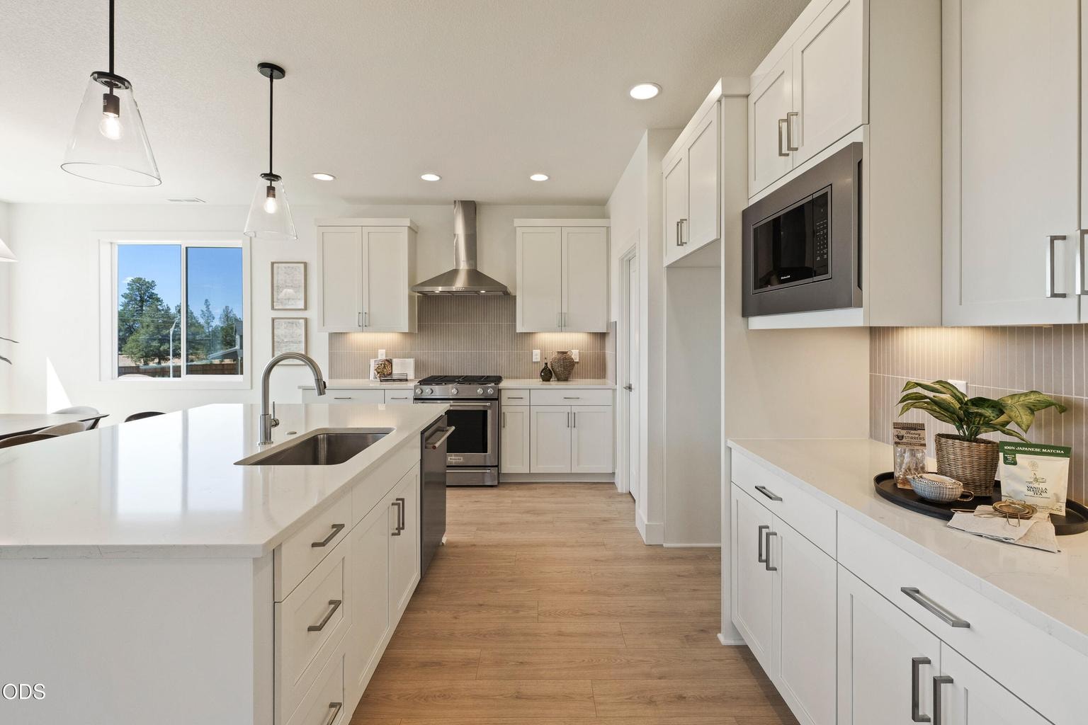 Photo of 2251 SW 43rd Street 20 of 51