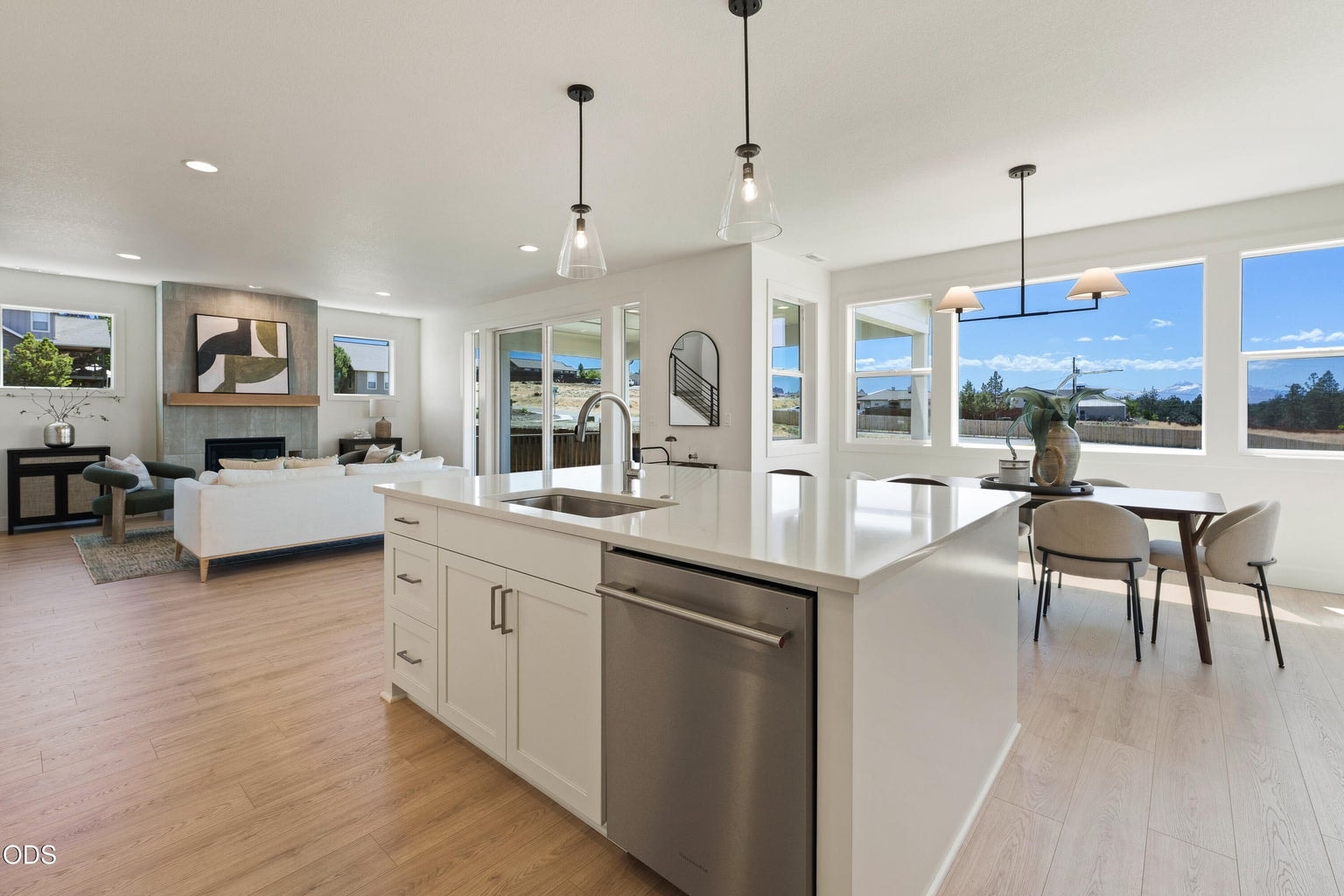 Photo of 2251 SW 43rd Street 24 of 51