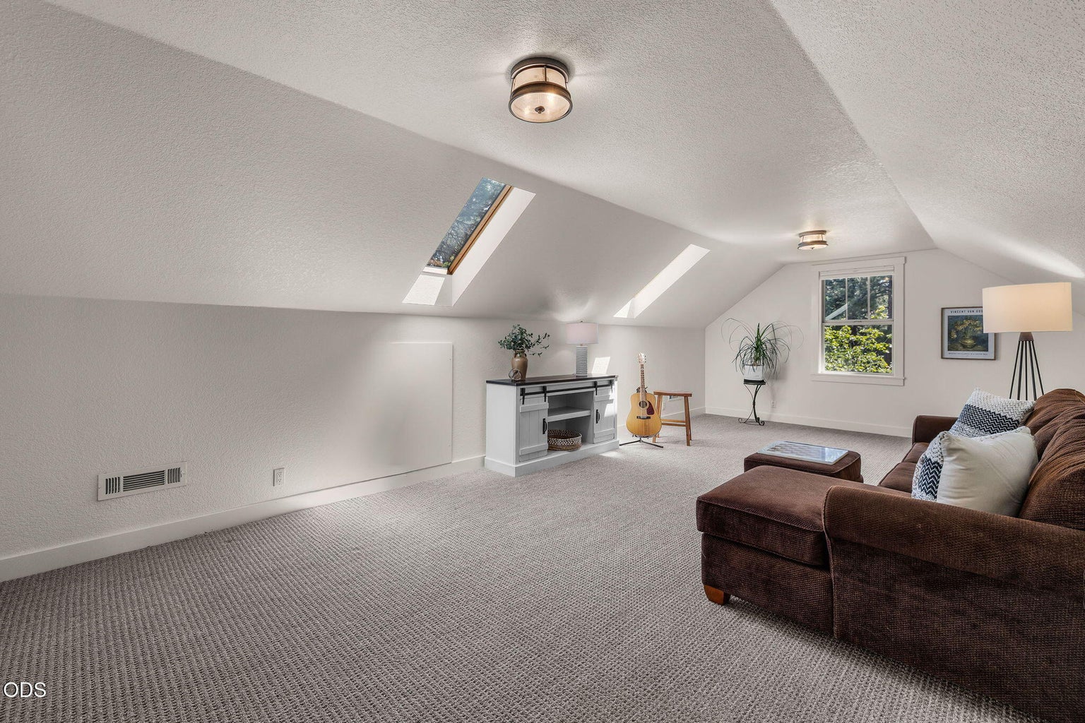 Photo of 665 E Coyote Springs Road 45 of 74
