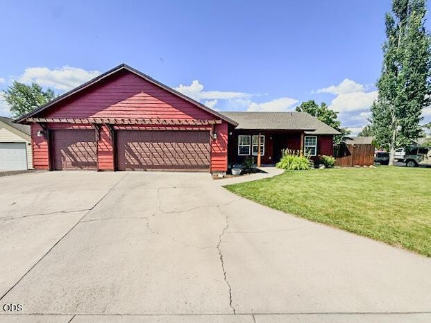 Photo of 699 NE Fieldstone Lane 1 of 33