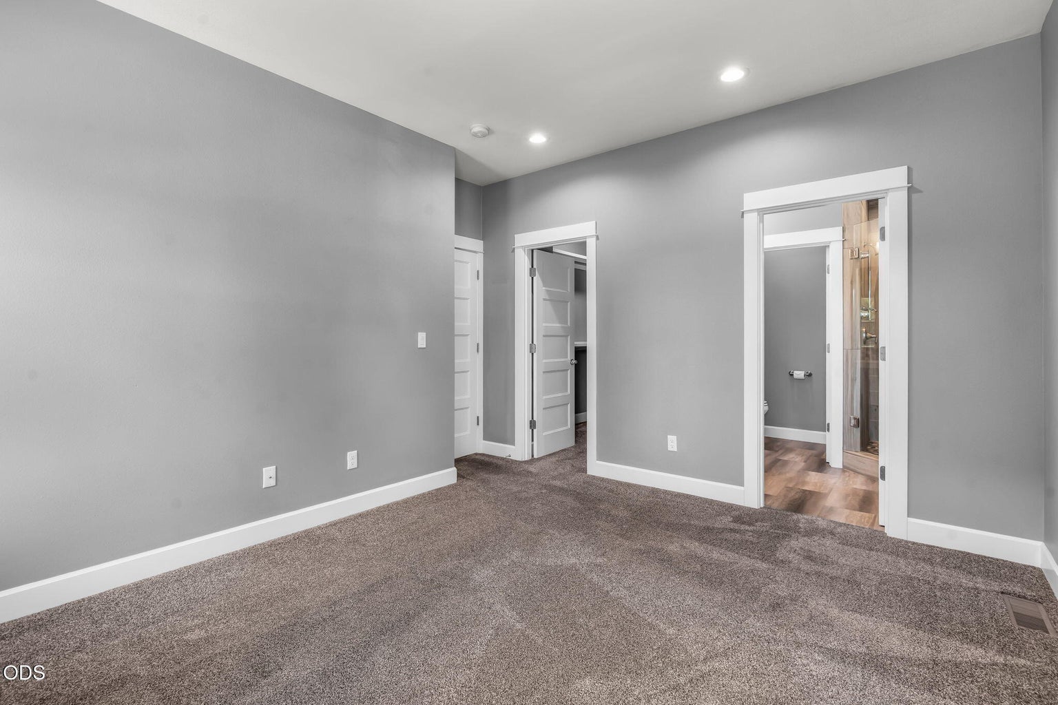 Photo of 1130 SW Indian Avenue 12 of 27
