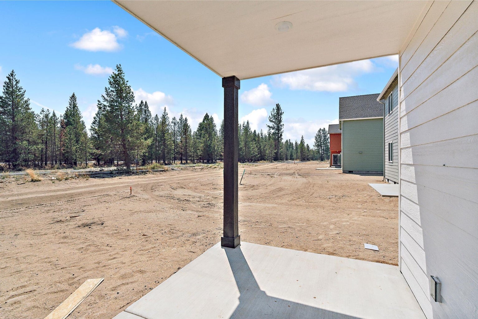 Photo of 16665 Cottage Pine St 13 of 24