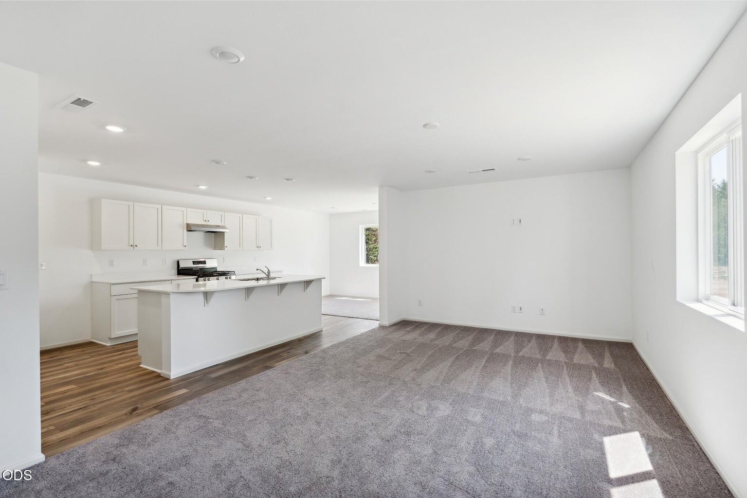 Photo of 16665 Cottage Pine St 6 of 24
