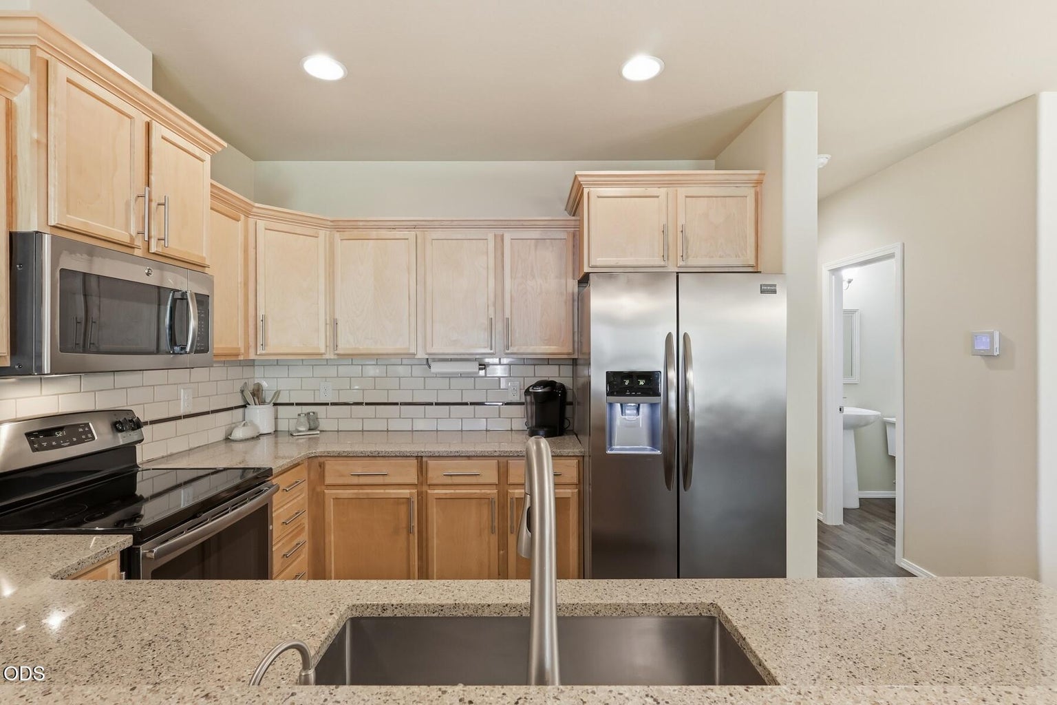 Photo of 820 N Hindeman Street 21 of 55