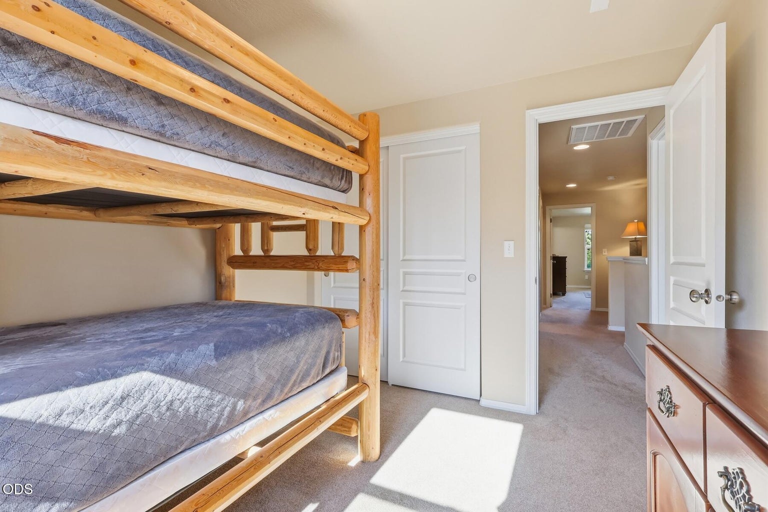 Photo of 820 N Hindeman Street 33 of 55