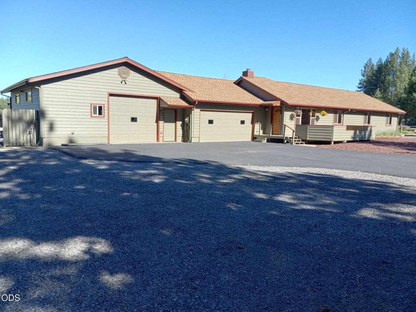 Photo of 69700 Old Wagon Road 1 of 28