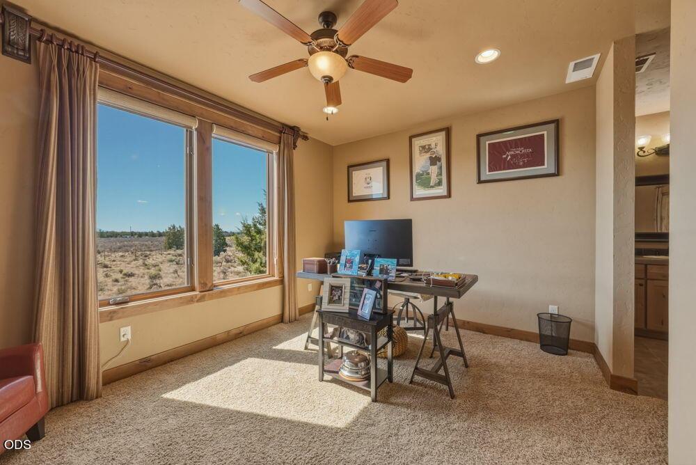 Photo of 17171 SW Chaparral Drive 20 of 48