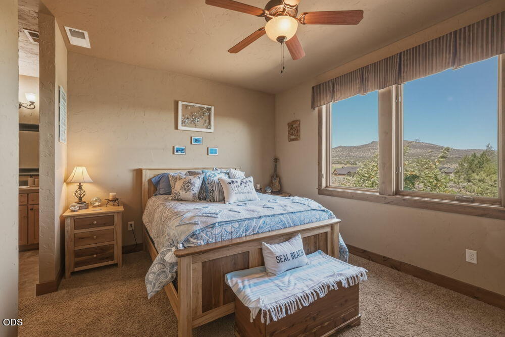 Photo of 17171 SW Chaparral Drive 24 of 48