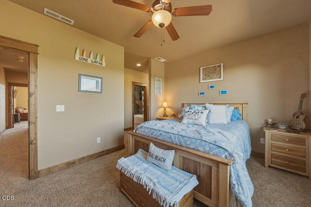 Photo of 17171 SW Chaparral Drive 25 of 48