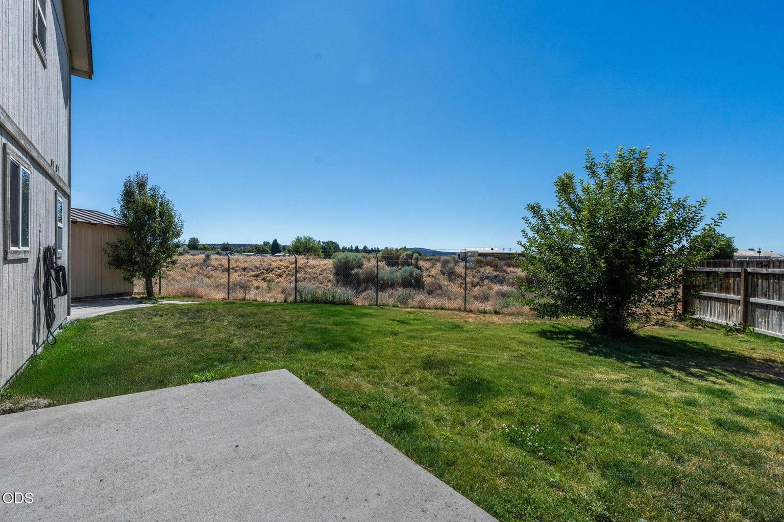 Photo of 609 NE Stoneridge Lane 32 of 46