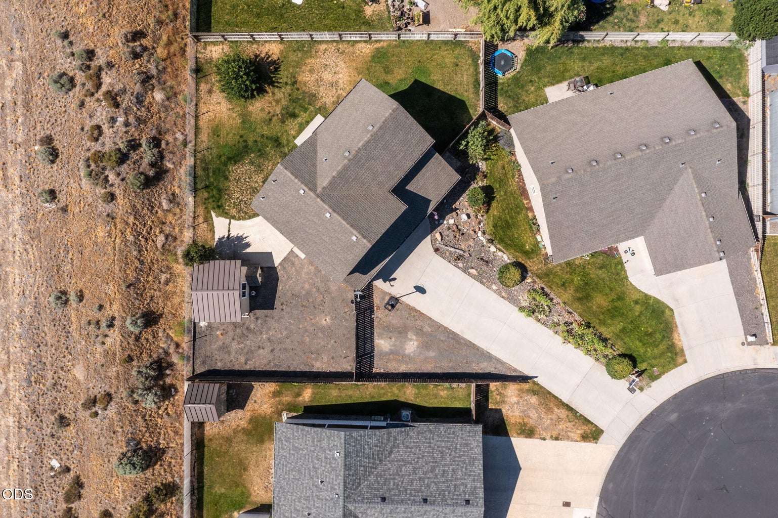 Photo of 609 NE Stoneridge Lane 33 of 46
