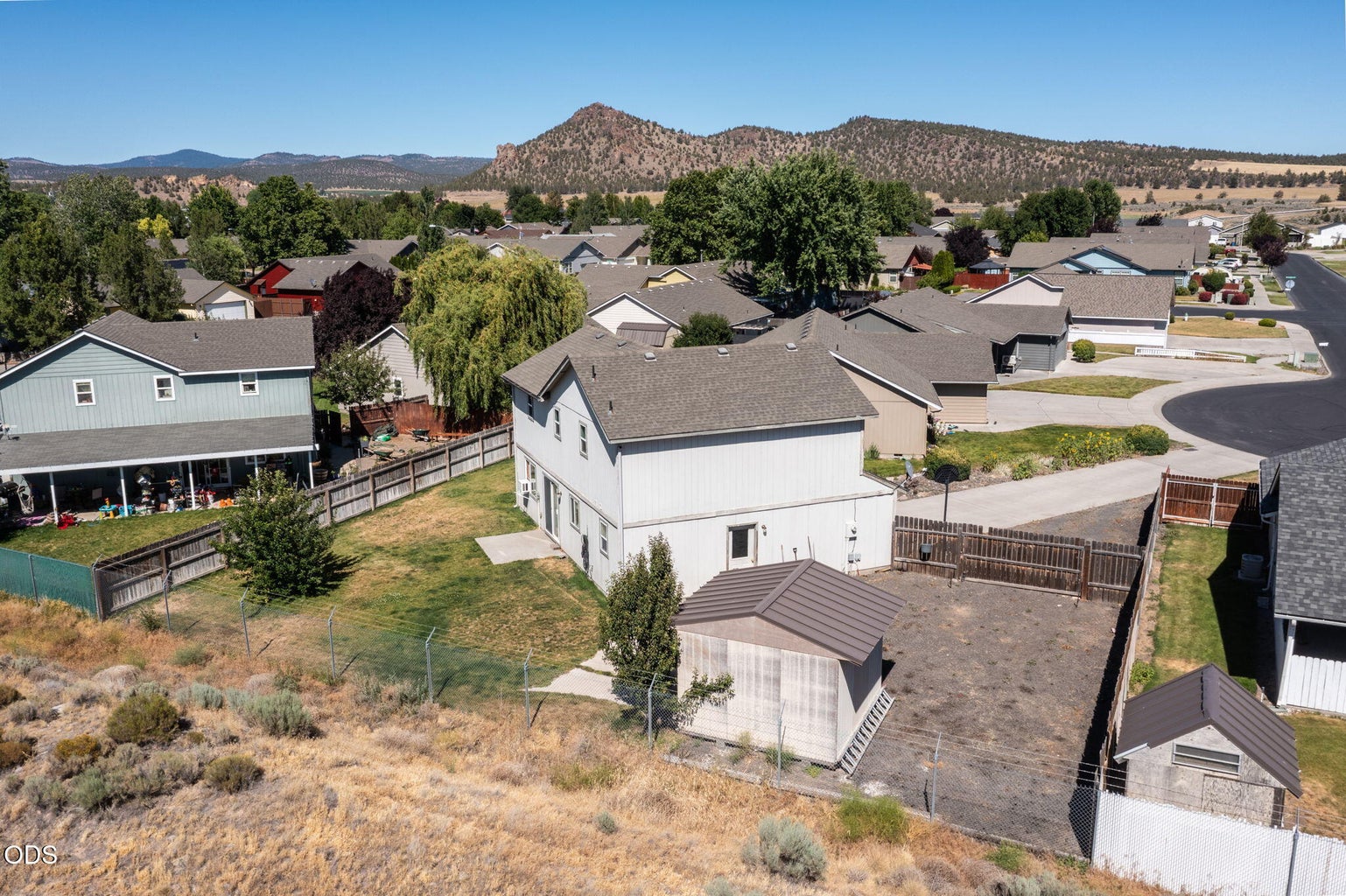 Photo of 609 NE Stoneridge Lane 42 of 46