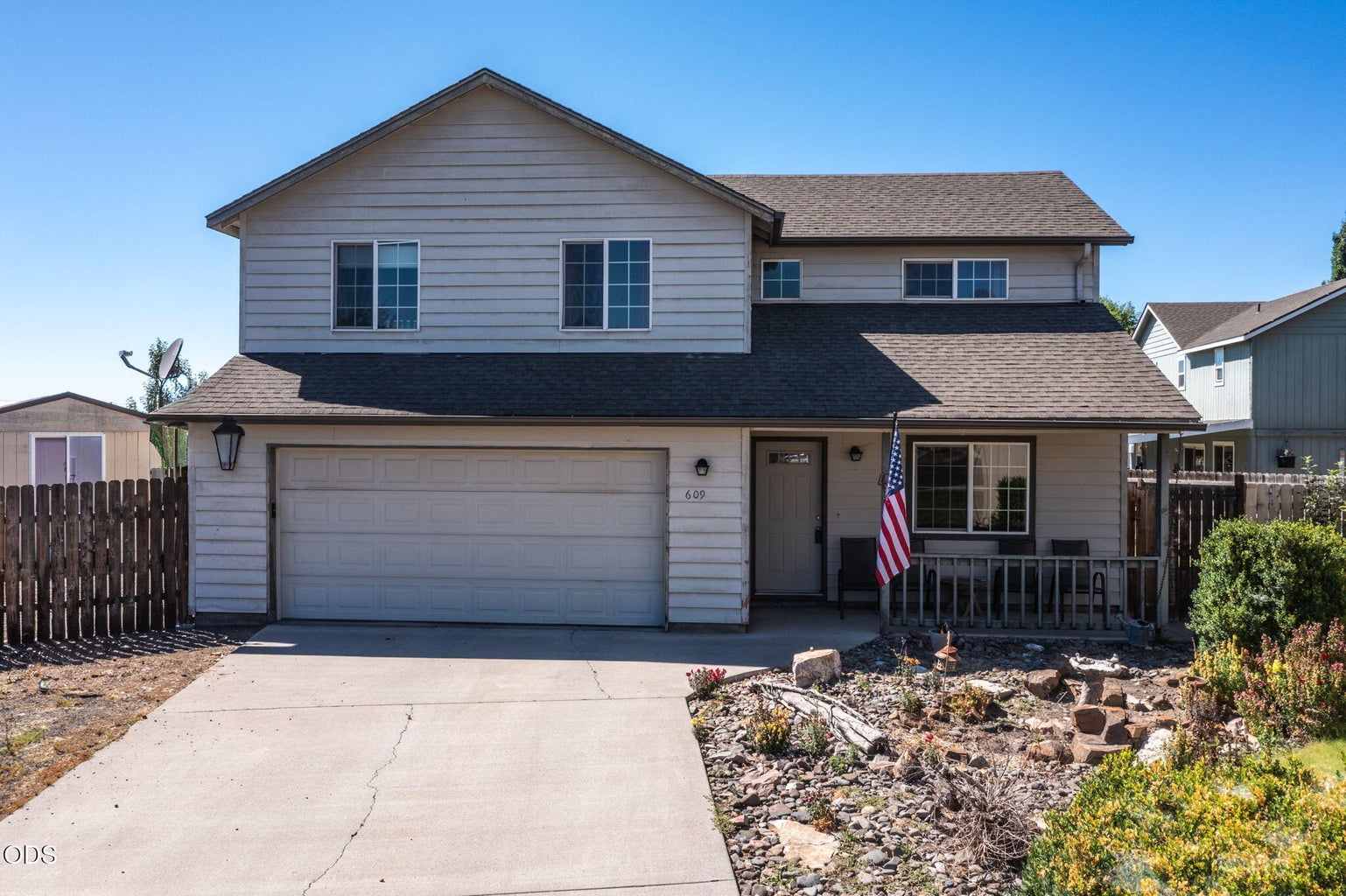 Photo of 609 NE Stoneridge Lane 46 of 46
