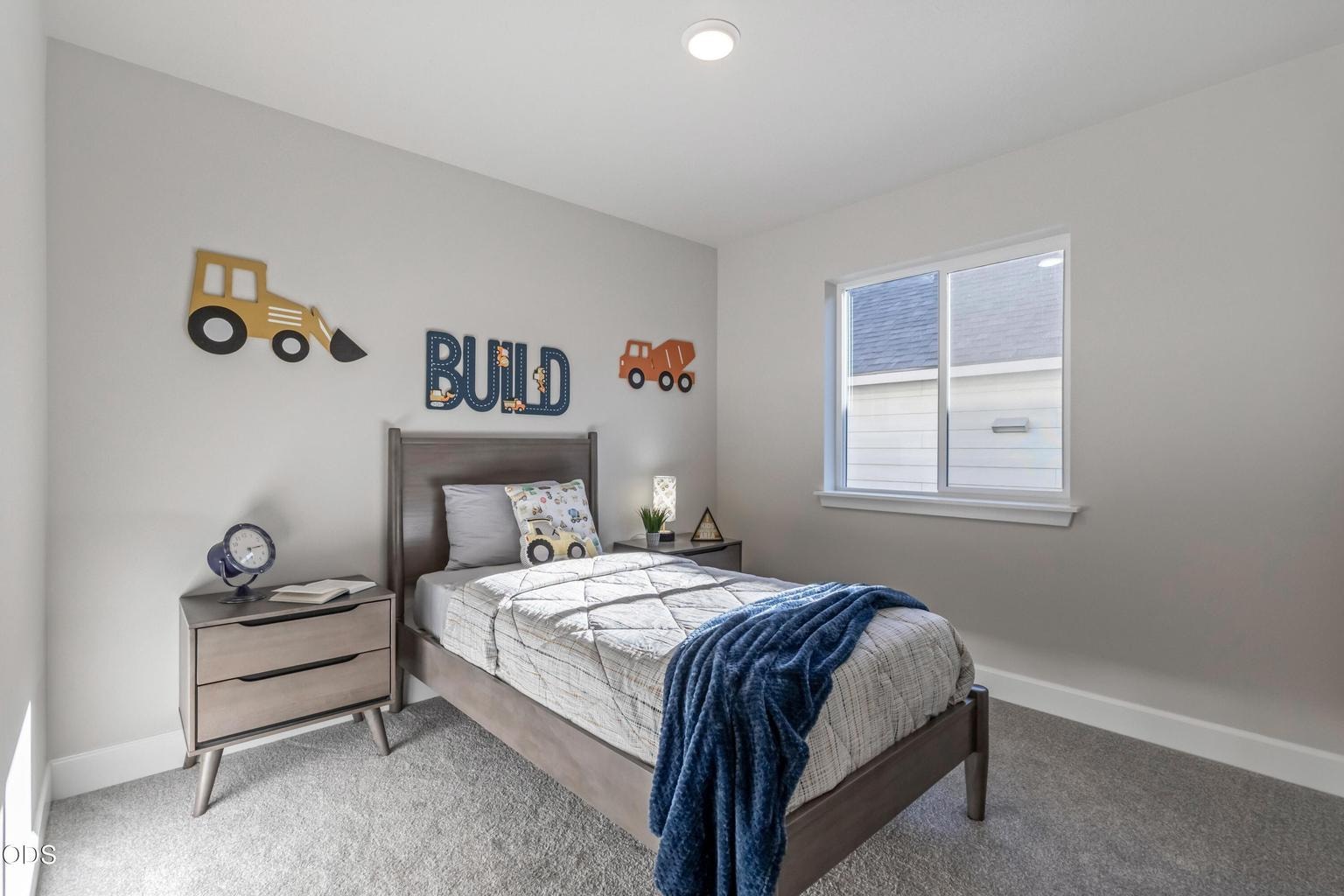 Photo of 3999 SW Obsidian Place 11 of 16