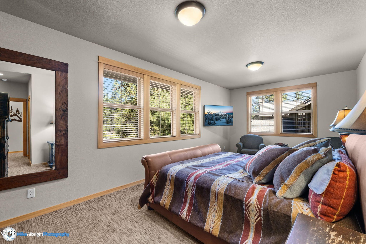 Tree top views and a place to unwind...