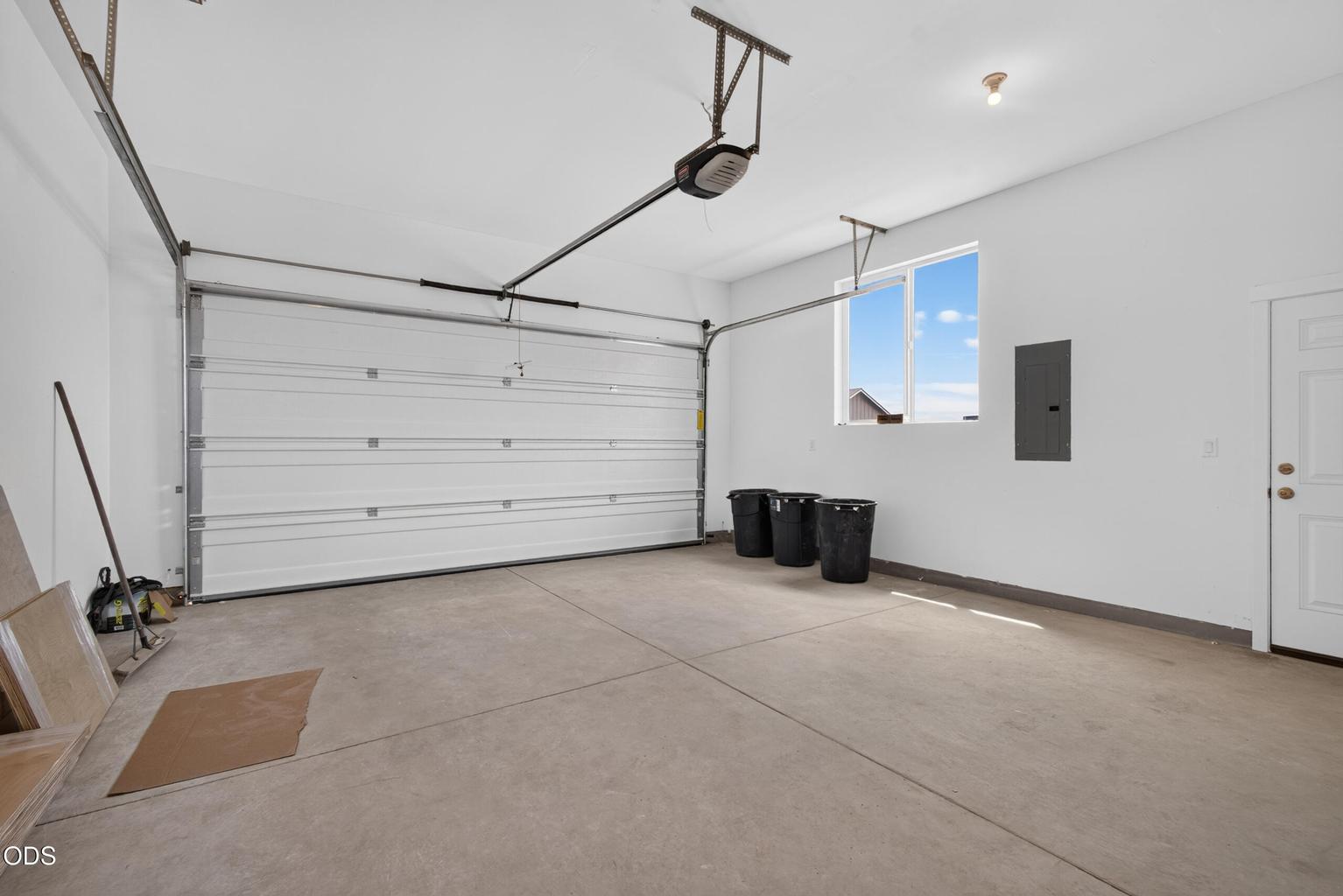 Double car garage
