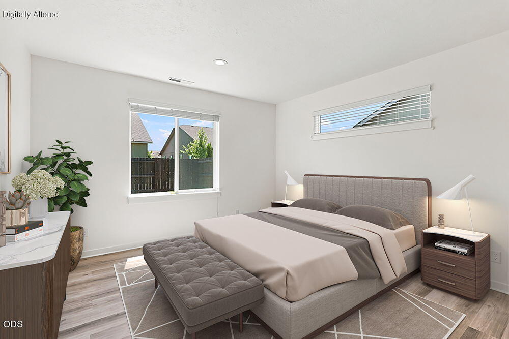 Photo of 2502 NW Glen Oak Avenue 19 of 35