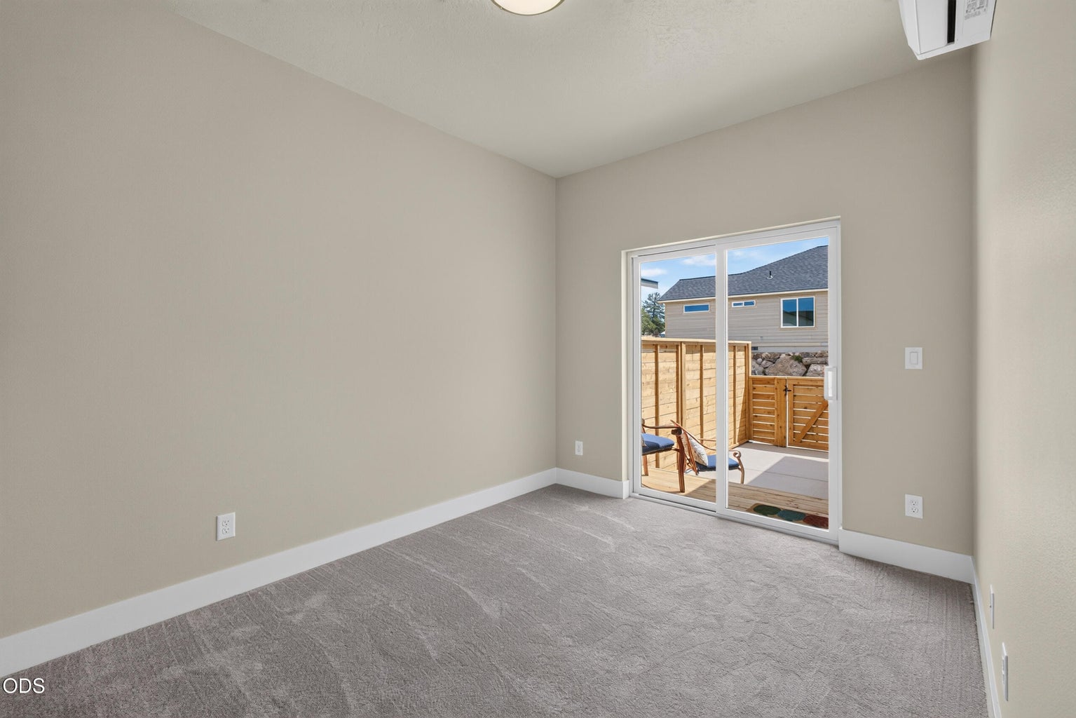 Photo of 3954 SW 39th Street 16 of 28