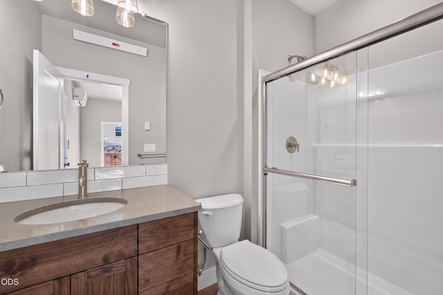 Photo of 3954 SW 39th Street 15 of 28