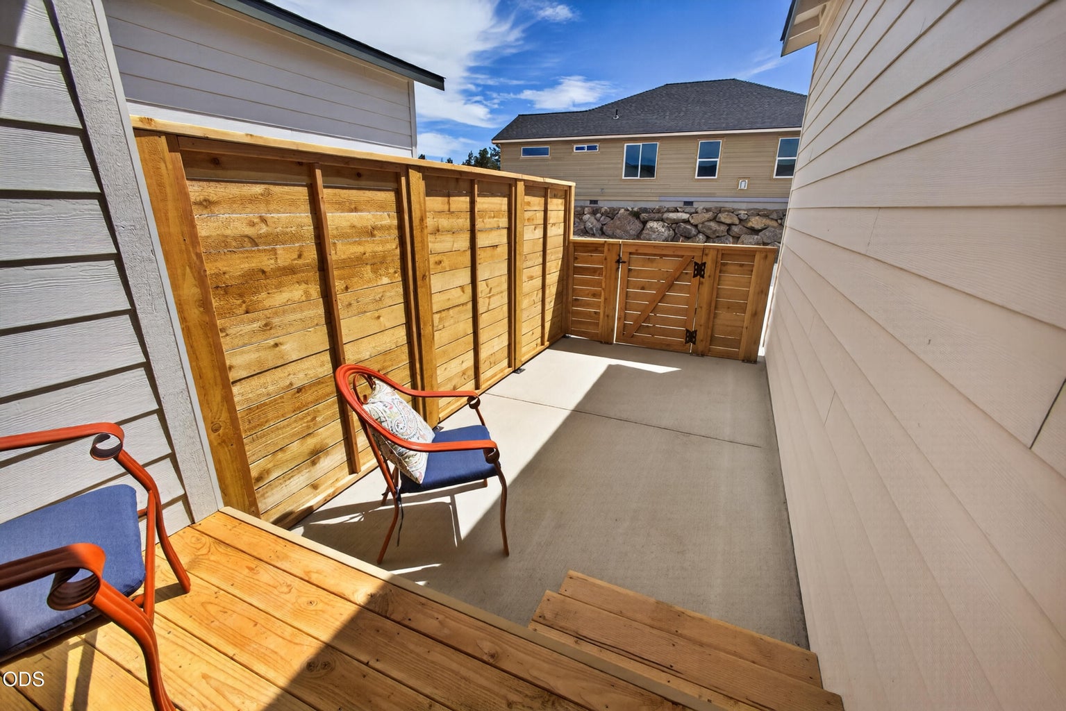 Photo of 3954 SW 39th Street 17 of 28