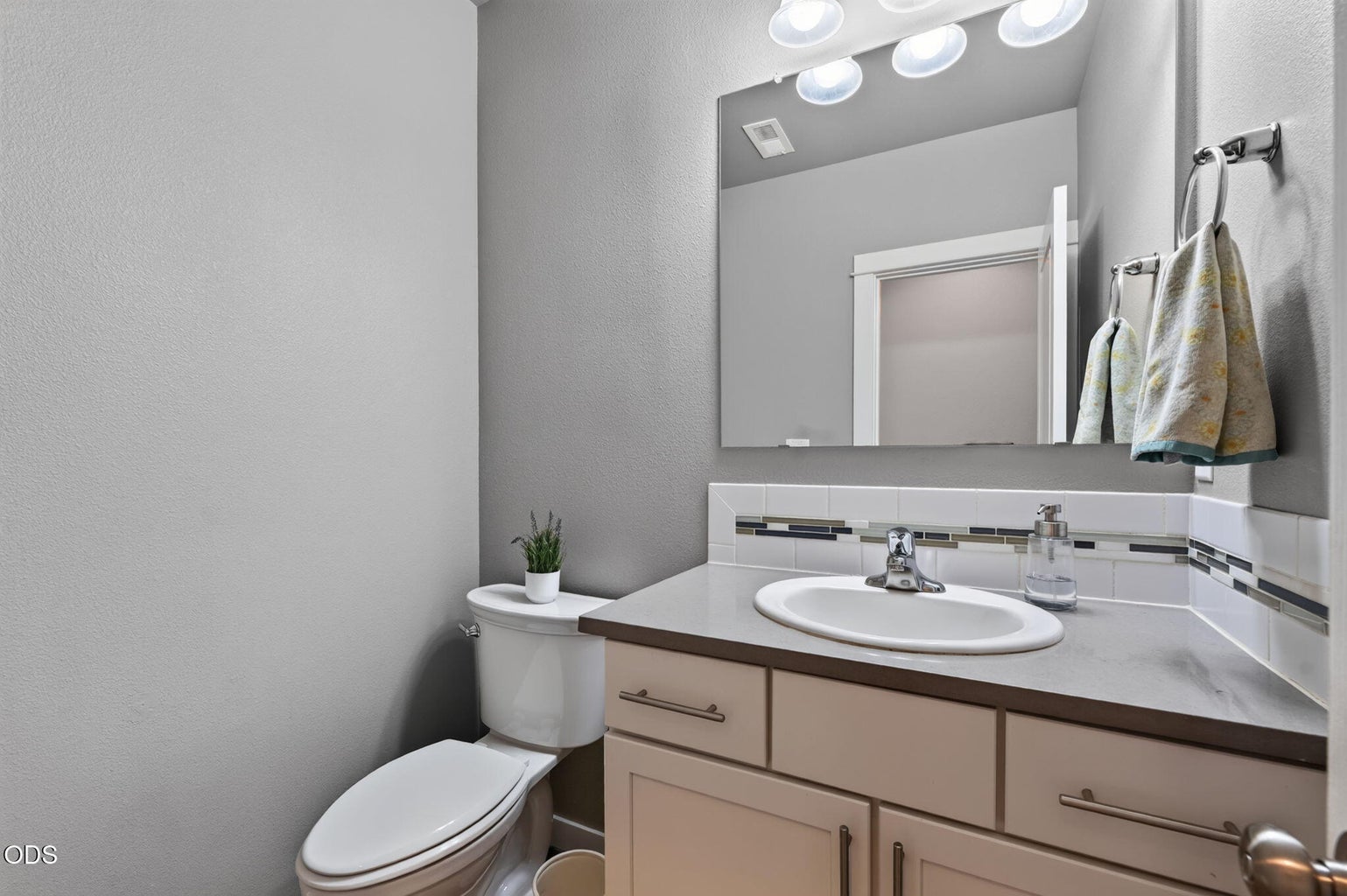 Photo of 20496 SE Clover Crest Court 21 of 54