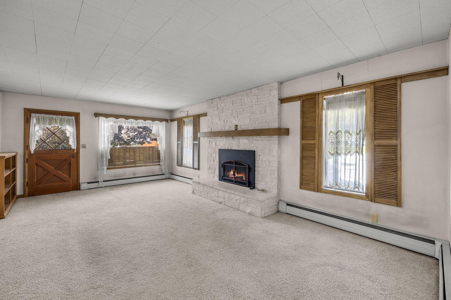 Photo of 195 SE Roosevelt Avenue 24 of 47