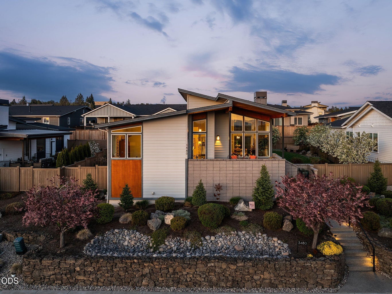 Photo of 3480 SW 45th Street 6 of 52