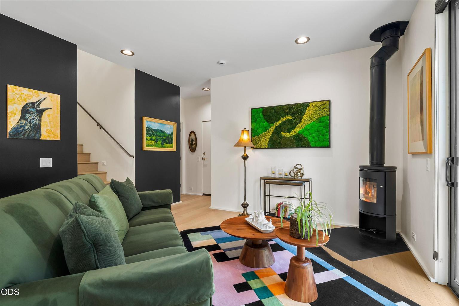 Photo of 544 W Sisters Park Drive 5 of 35