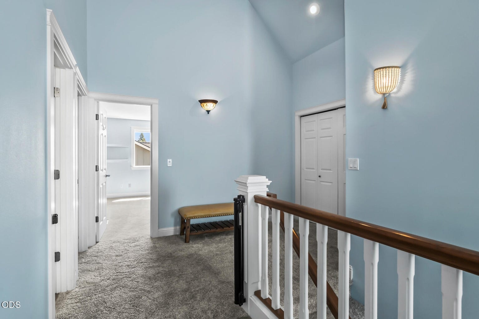 Photo of 796 SE Briarwood Court 27 of 48