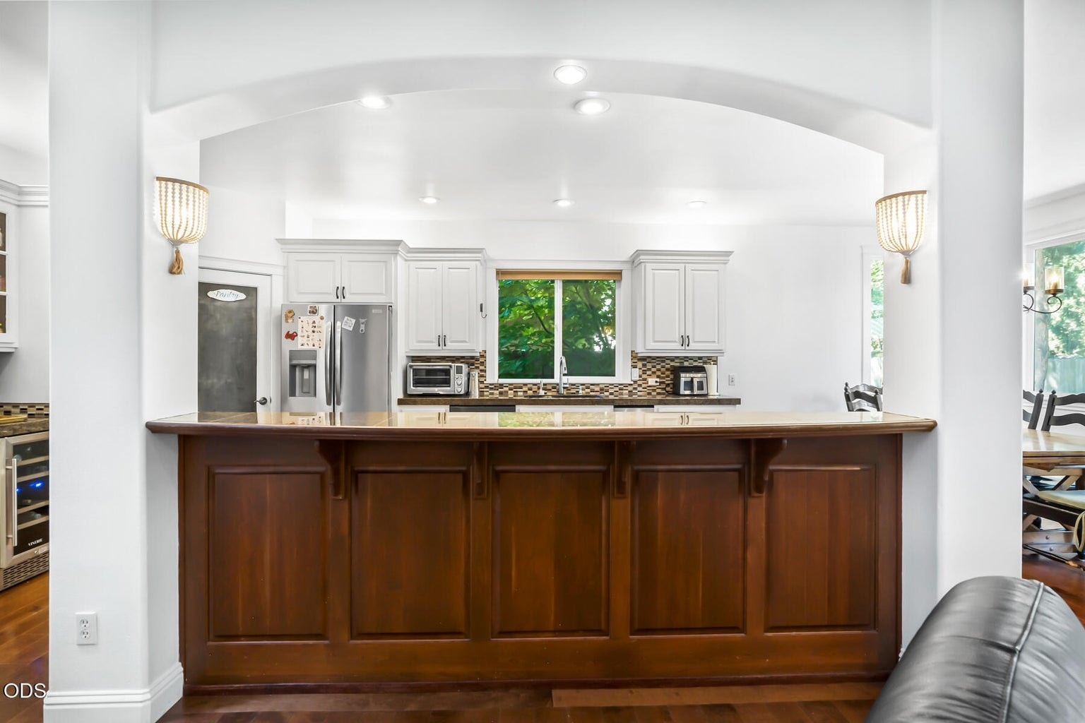 Photo of 796 SE Briarwood Court 19 of 48